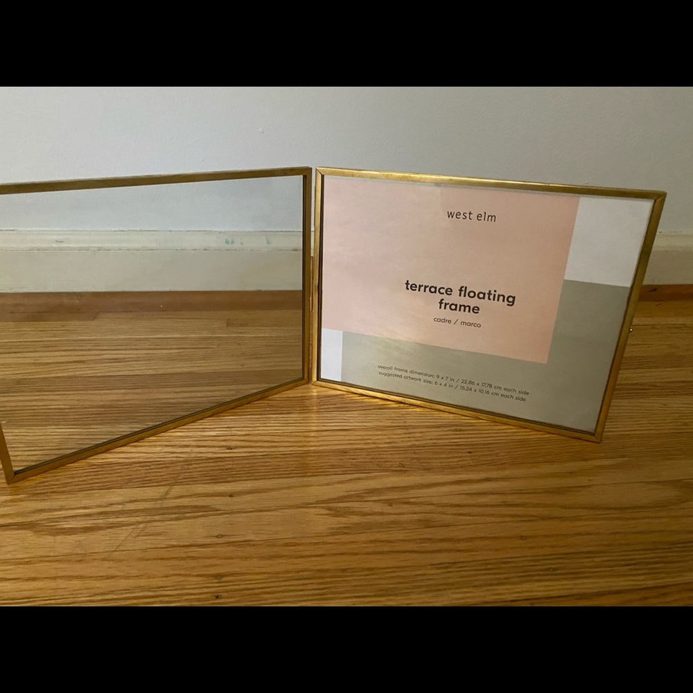 WEST ELM Floating Terrace Frames